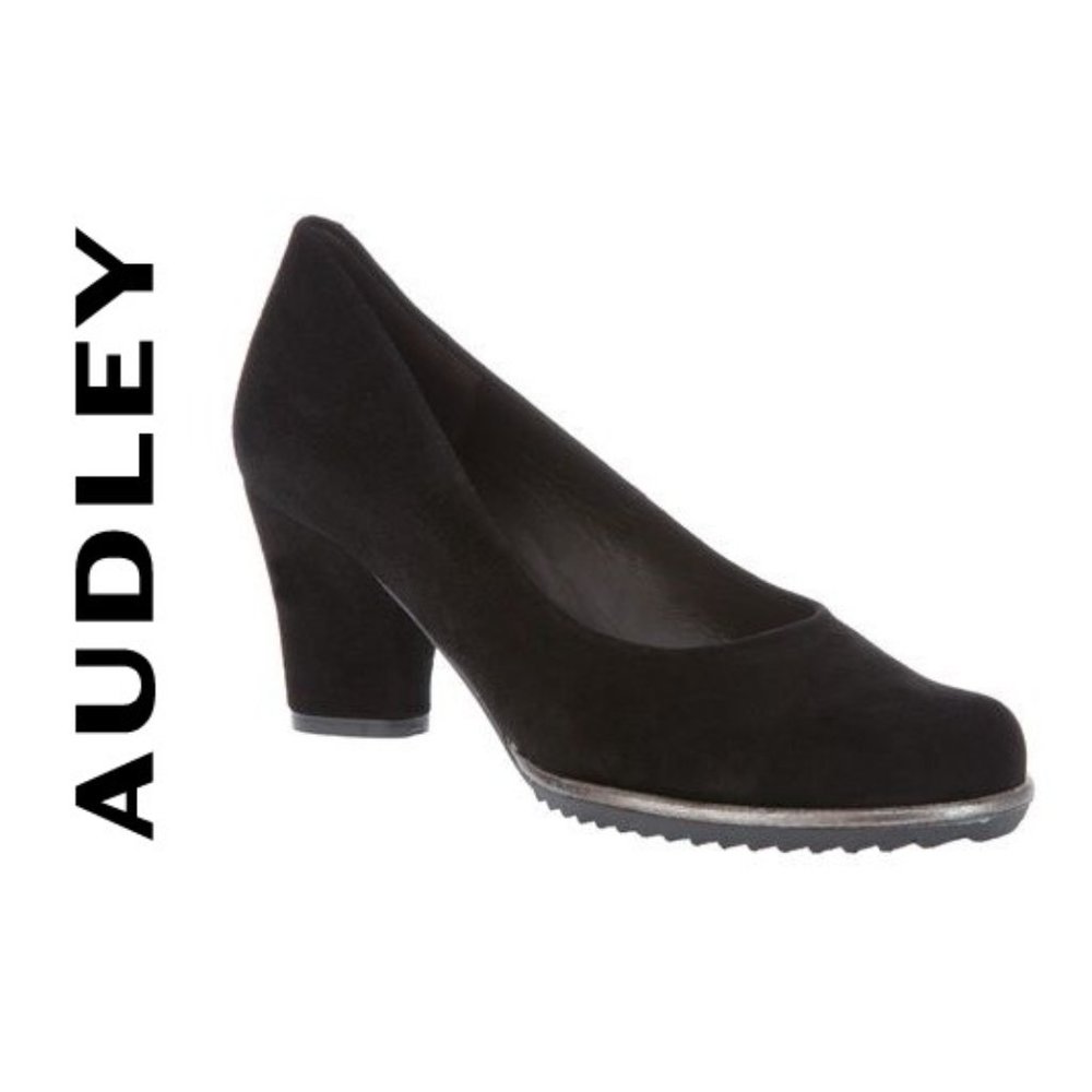 Anthropologie AUDLEY London BLACK SUEDE CHUNKY Low Heel Shoes! Size 37!